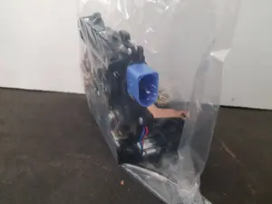 Foto de CERRADURA PUERTA TRASERA IZQUIERDA VOLKSWAGEN GOLF V (1K1)(10.2003) referencia 3D1837016A foto 3