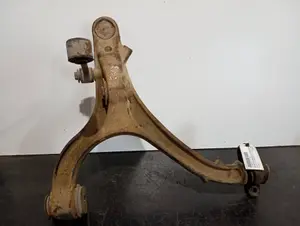 Foto de BRAZO SUSPENSION INFERIOR DELANTERO DERECHO JEEP GRAND CHEROKEE (WH) referencia C2128AC