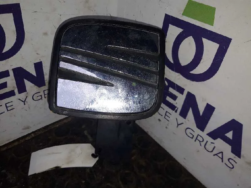 Foto de MANETA EXTERIOR PORTON SEAT IBIZA (6L1) referencia 6L6827573B