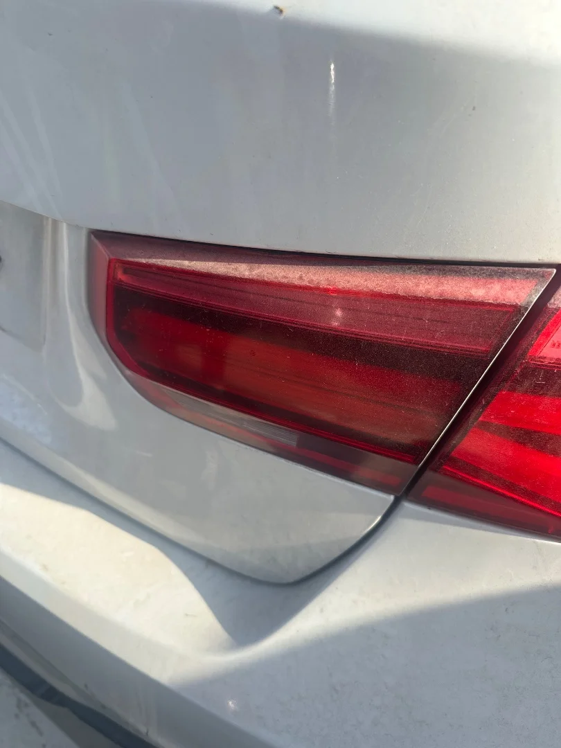 Foto de PILOTO TRASERO DERECHO INTERIOR BMW SERIE 3 FAMILIAR (F31)
