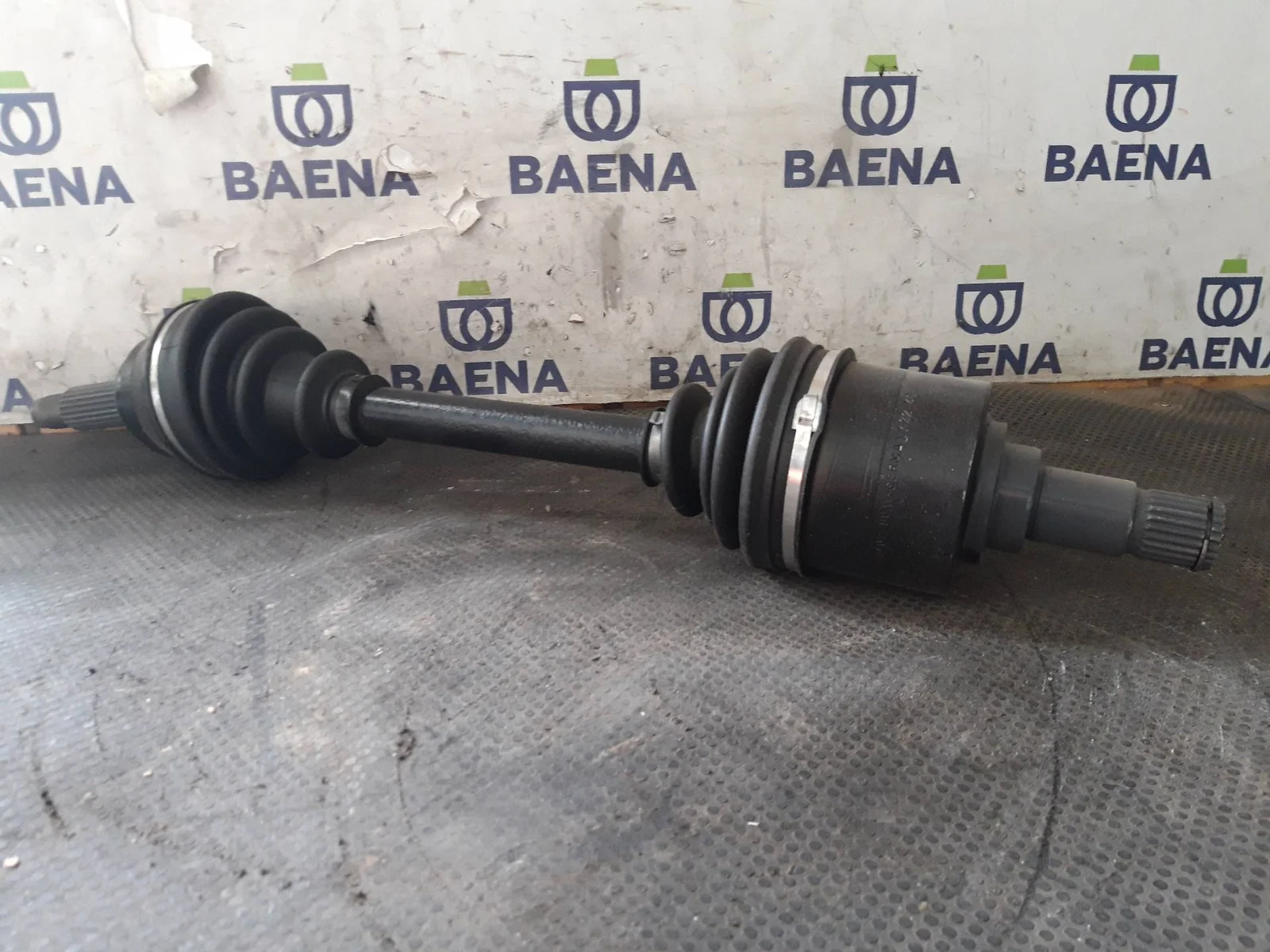 Foto de TRANSMISION DELANTERA IZQUIERDA SIN MARCA SIN MODELO referencia FRD155