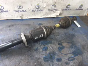Foto de TRANSMISION DELANTERA DERECHA CHEVROLET CRUZE referencia 13228238
