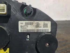 Foto de CUADRO INSTRUMENTOS NISSAN ALMERA (N16/E) referencia BN771490420 foto 4