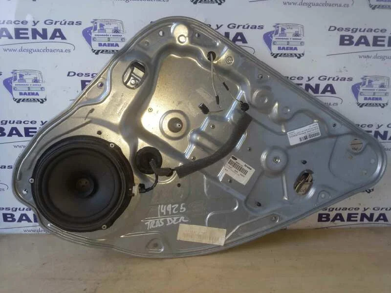Foto de ELEVALUNAS TRASERO DERECHO FORD FOCUS BERLINA (CAP) referencia 984897-127