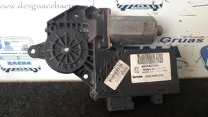 Foto de MOTOR ELEVALUNAS DELANTERO DERECHO PEUGEOT 307 (S1)(04.2001) referencia 9634457480 foto 3