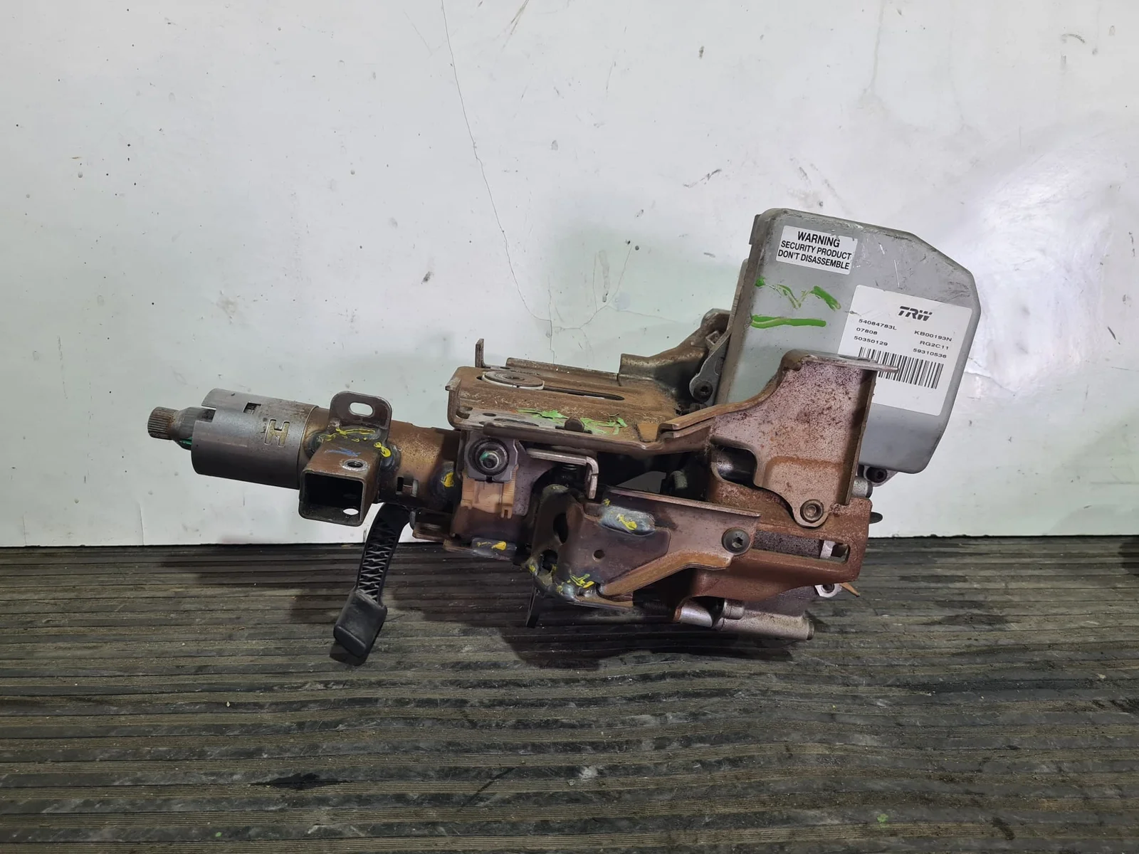 Foto de COLUMNA DIRECCION RENAULT CLIO III referencia 8200826807A
