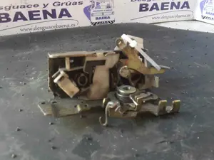 Foto de CERRADURA PUERTA DELANTERA DERECHA SIN MARCA SIN MODELO referencia 9017200235
