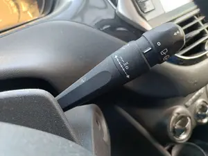 Foto de MANDO LIMPIA PEUGEOT 208