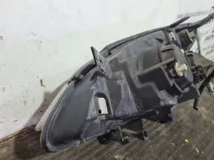 Foto de FARO DERECHO CITROEN C5 BERLINA referencia 9632664780 foto 4