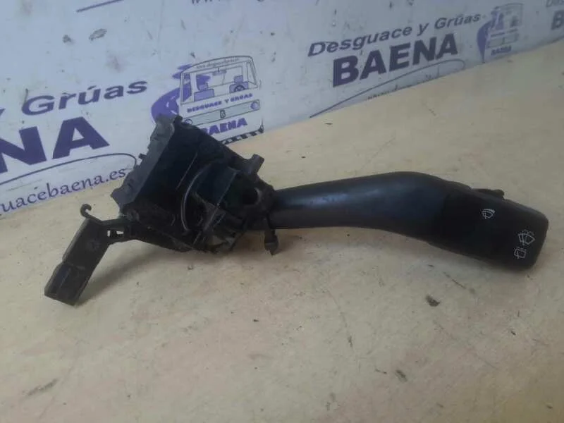 Foto de MANDO LIMPIA SEAT LEON (1P1) referencia 1K0953519