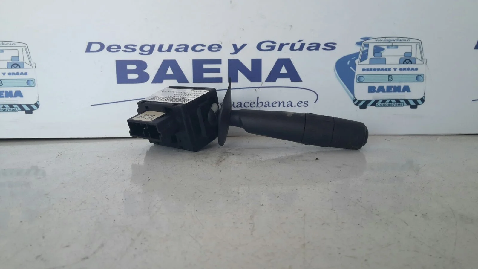 Foto de MANDO LIMPIA SIN MARCA SIN MODELO referencia 96251279ZL