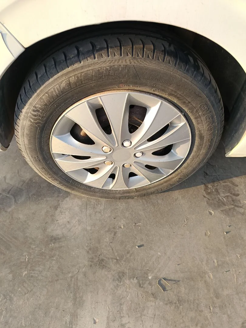 Foto de MANGUETA TRASERA DERECHA PEUGEOT 208