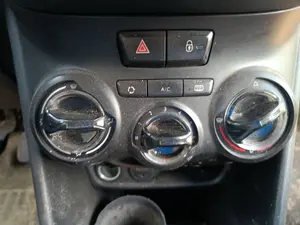 Foto de MANDO CALEFACCION / AIRE ACONDICIONADO PEUGEOT 208