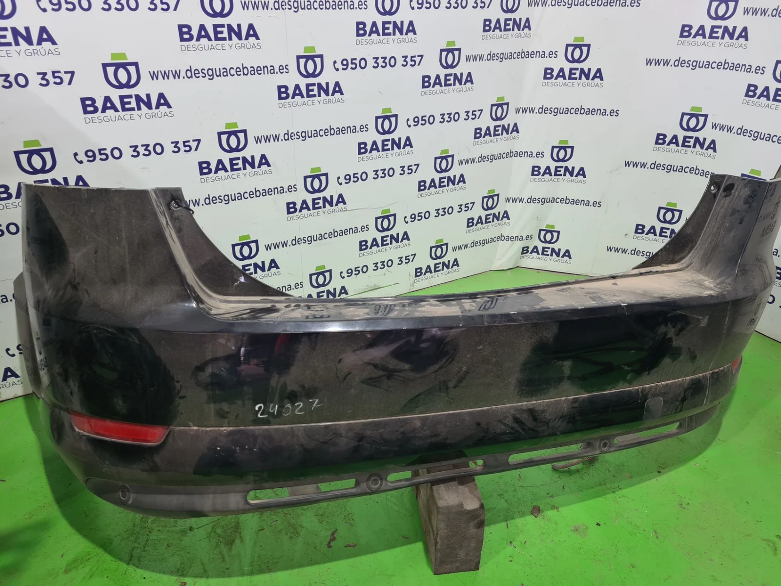 Foto de PARAGOLPES TRASERO FORD MONDEO BERLINA (CA2)