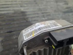 Foto de COLUMNA DIRECCION RENAULT CLIO III referencia 8200826807A foto 10