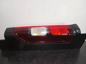 Foto de PILOTO TRASERO IZQUIERDO RENAULT TRAFIC III FURGÓN