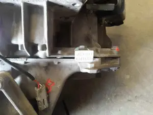 Foto de CAJA CAMBIOS SIN MARCA SIN MODELO referencia JC5004 foto 3