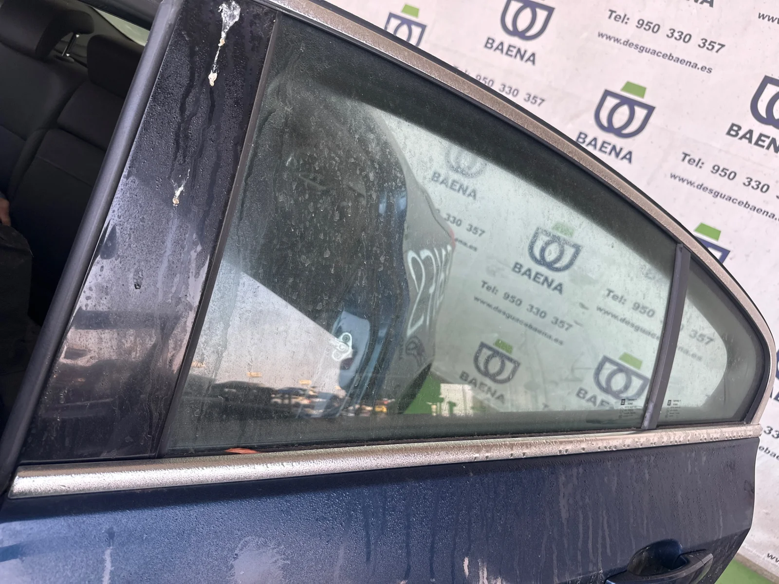 Foto de LUNA TRASERA IZQUIERDA OPEL INSIGNIA BERLINA