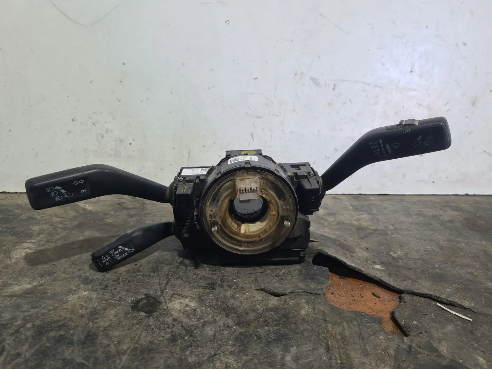 Foto de MANDO MULTIFUNCION VOLKSWAGEN PASSAT CC (357) referencia 3C0959653B