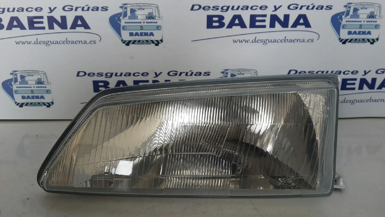 Foto de FARO IZQUIERDO SIN MARCA SIN MODELO