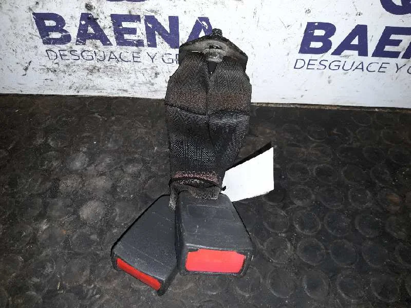 Foto de CINTURON SEGURIDAD TRASERO DERECHO CHEVROLET KALOS