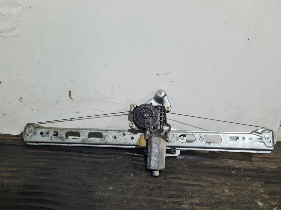 Foto de ELEVALUNAS TRASERO DERECHO MERCEDES-BENZ SIN MODELO referencia 119016100