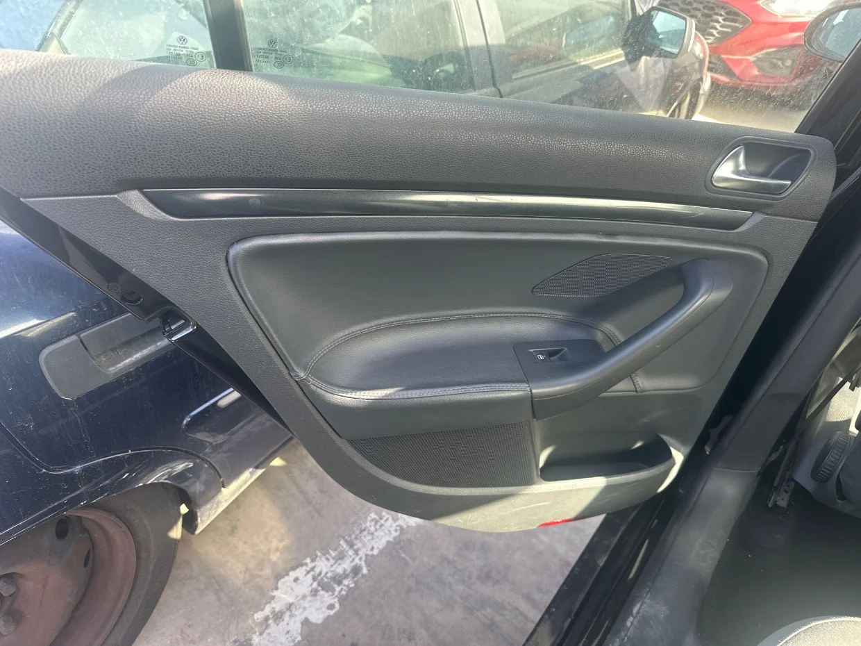 Foto de ELEVALUNAS TRASERO IZQUIERDO VOLKSWAGEN GOLF V (1K1)(10.2003)
