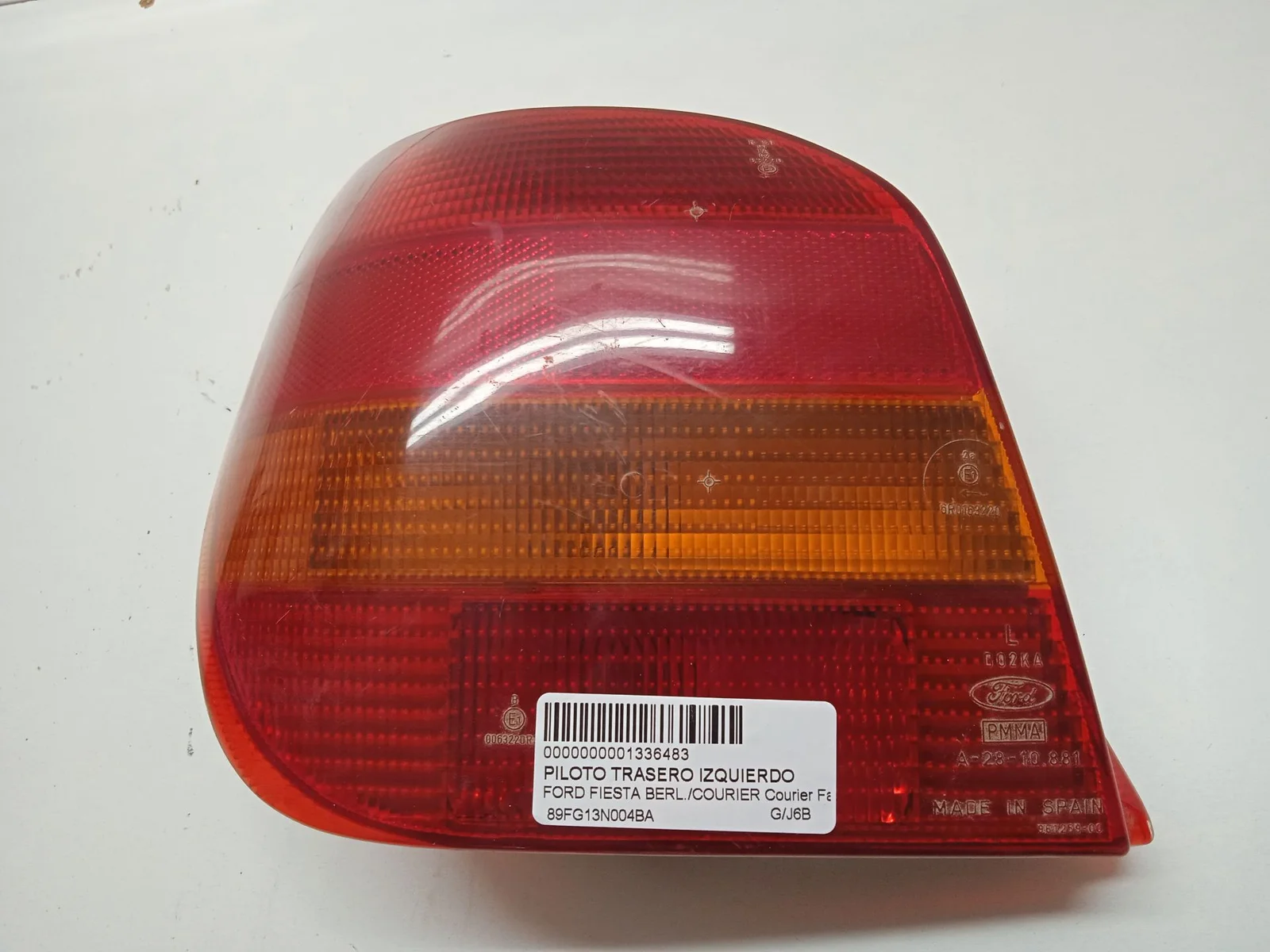 Foto de PILOTO TRASERO IZQUIERDO FORD FIESTA BERL./COURIER referencia 89FG13N004BA