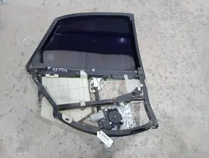Foto de ELEVALUNAS TRASERO DERECHO AUDI A4 BERLINA (B5) referencia 8D0839399A foto 2