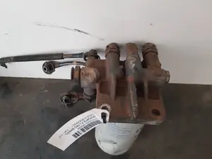 Foto de SOPORTE FILTRO GASOIL SIN MARCA SIN MODELO foto 3