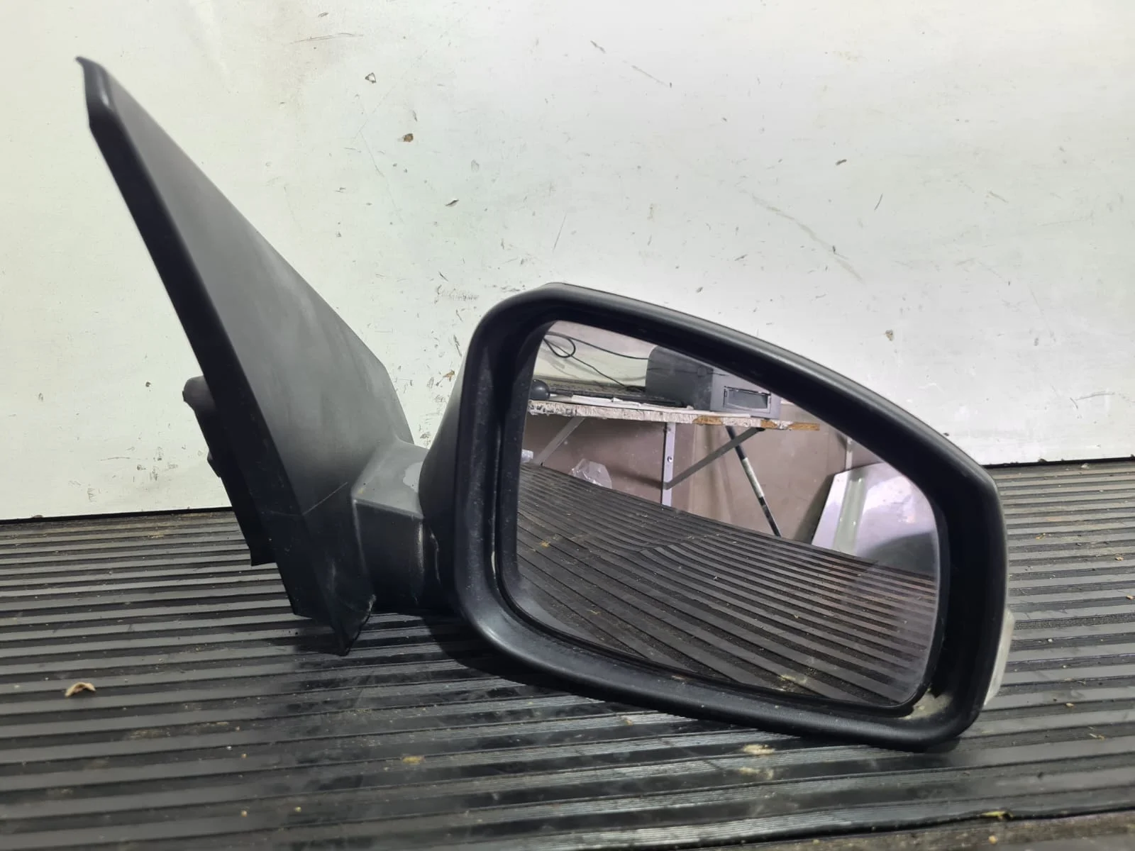 Foto de RETROVISOR DERECHO RENAULT MEGANE III BERLINA 5P referencia 12523330