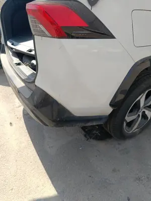 Foto de PARAGOLPES TRASERO TOYOTA RAV4