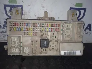 Foto de CAJA RELES / FUSIBLES FORD FOCUS C-MAX (CAP)(2003) referencia 3M5T14A073 foto 2