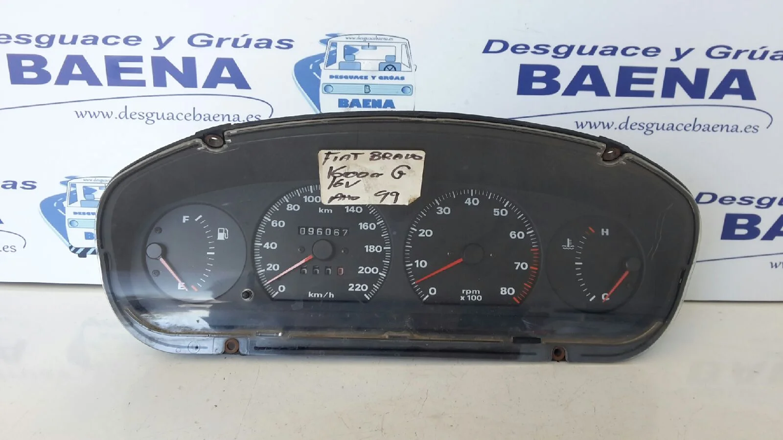 Foto de CUADRO INSTRUMENTOS SIN MARCA SIN MODELO referencia FI0005012K0C0