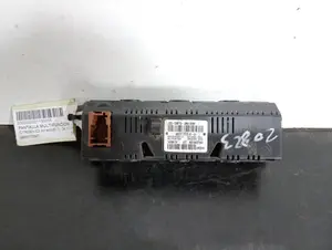 Foto de PANTALLA MULTIFUNCION CITROEN C3 referencia 98037778XT foto 3