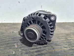 Foto de ALTERNADOR CHEVROLET CRUZE referencia 13579675