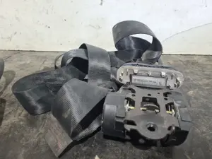 Foto de CINTURON SEGURIDAD TRASERO IZQUIERDO CITROEN C3 referencia 9645936977 foto 4