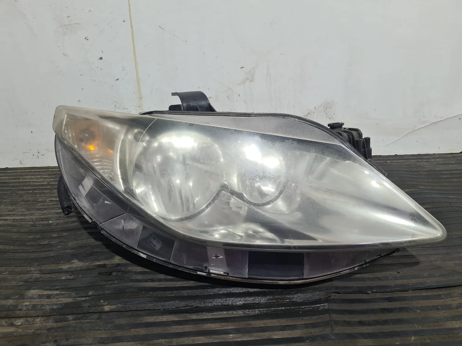 Foto de FARO DERECHO SEAT IBIZA BERLINA (6J5) referencia 6J1941006D