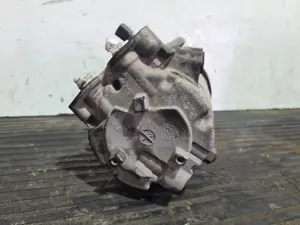 Foto de CONDENSADOR / RADIADOR AIRE ACONDICIONADO FORD FOCUS BERLINA (CB4) referencia 3M5H19D629KF foto 2