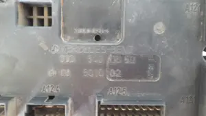 Foto de CAJA RELES / FUSIBLES SIN MARCA SIN MODELO referencia 0005400650 foto 4