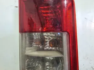 Foto de PILOTO TRASERO DERECHO FORD TRANSIT CONNECT (TC7) referencia 2T1413N412AB foto 3
