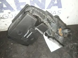 Foto de CINTURON SEGURIDAD TRASERO CENTRAL RENAULT CLIO II FASE I (B/CB0) referencia 7700429723 foto 2
