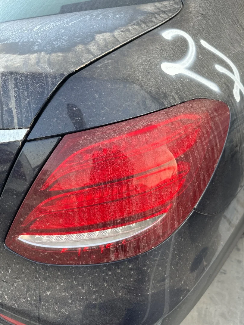 Foto de PILOTO TRASERO DERECHO MERCEDES-BENZ CLASE E (BM 213) BERLINA