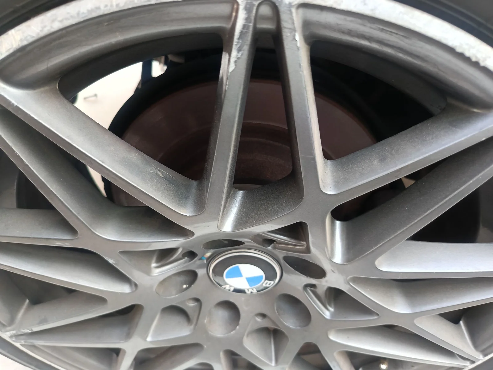 Foto de PINZA DE FRENO TRASERA DERECHA BMW SERIE 3 FAMILIAR (F31)