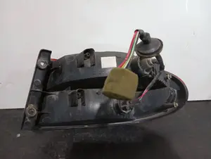 Foto de PILOTO TRASERO IZQUIERDO DAEWOO LANOS foto 2