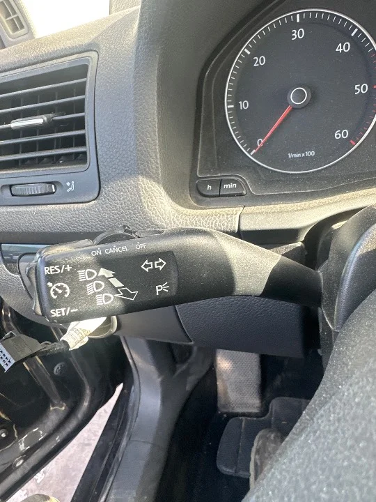Foto de MANDO INTERMITENTES VOLKSWAGEN GOLF V (1K1)(10.2003)