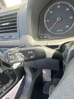 Foto de MANDO INTERMITENTES VOLKSWAGEN GOLF V (1K1)(10.2003)