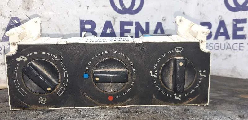 Foto de MANDO CALEFACCION / AIRE ACONDICIONADO SIN MARCA SIN MODELO referencia 654986J