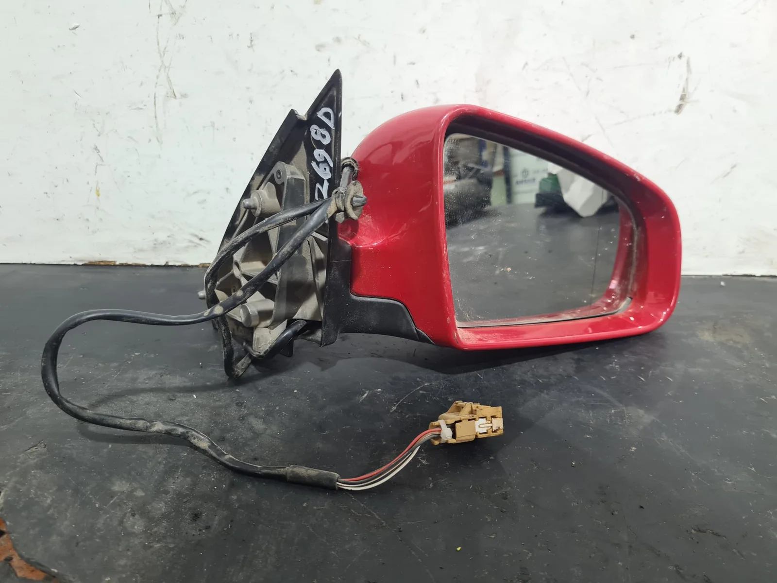 Foto de RETROVISOR DERECHO AUDI A4 BERLINA (8E)