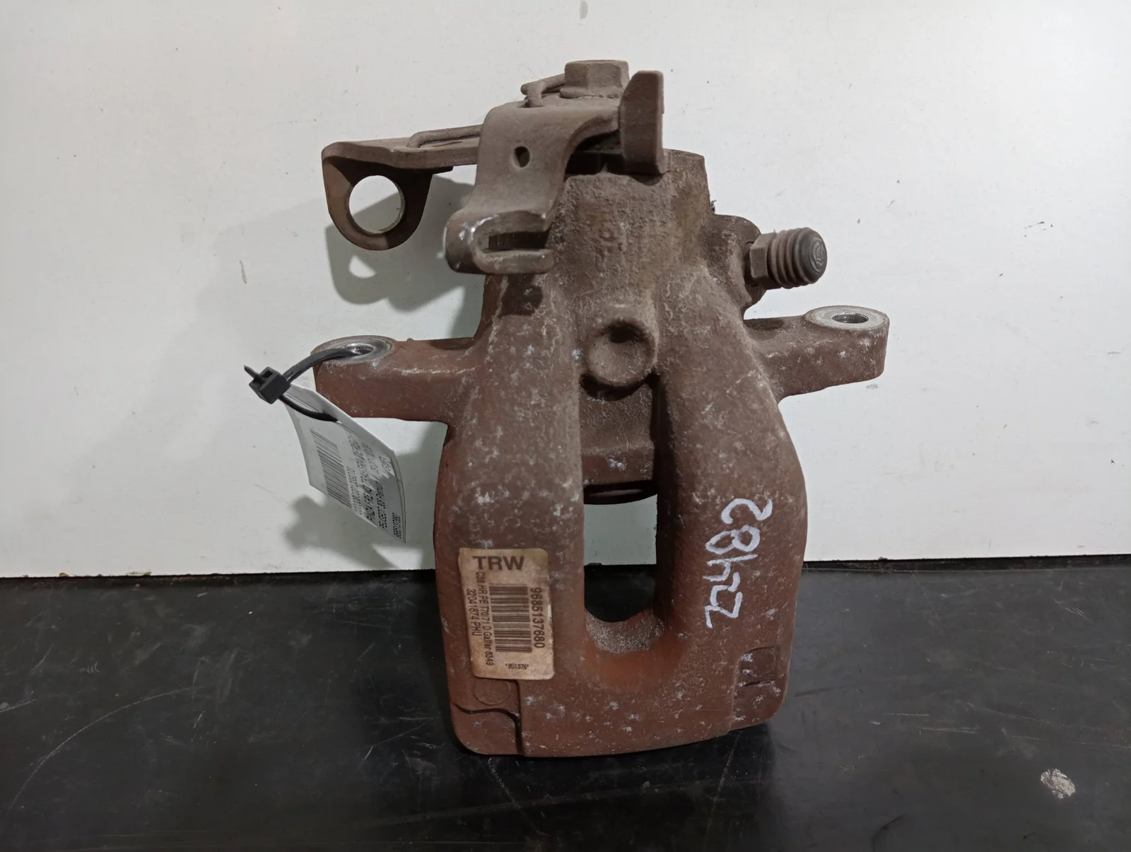 Foto de PINZA DE FRENO TRASERA DERECHA PEUGEOT 308 referencia 9685137680